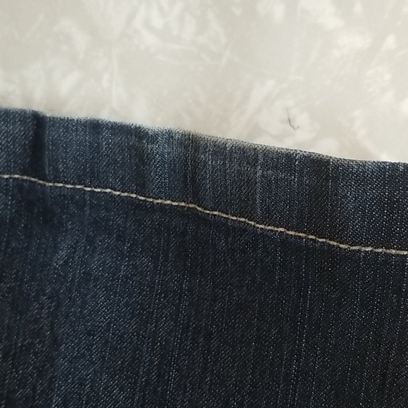 Women petite Jean's size 10 - Picture 5 of 7